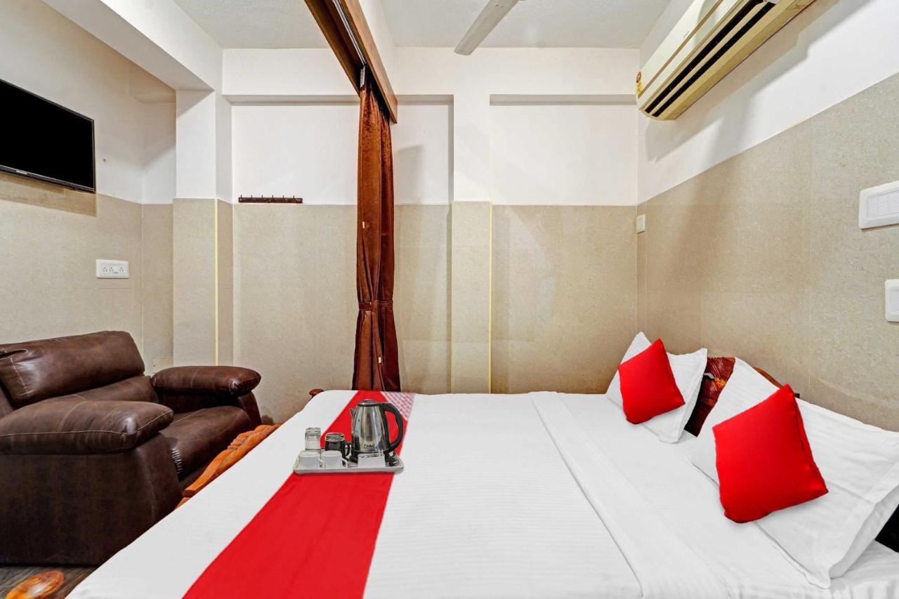 Oyo 81287 Empire Inn Chennai Extérieur photo