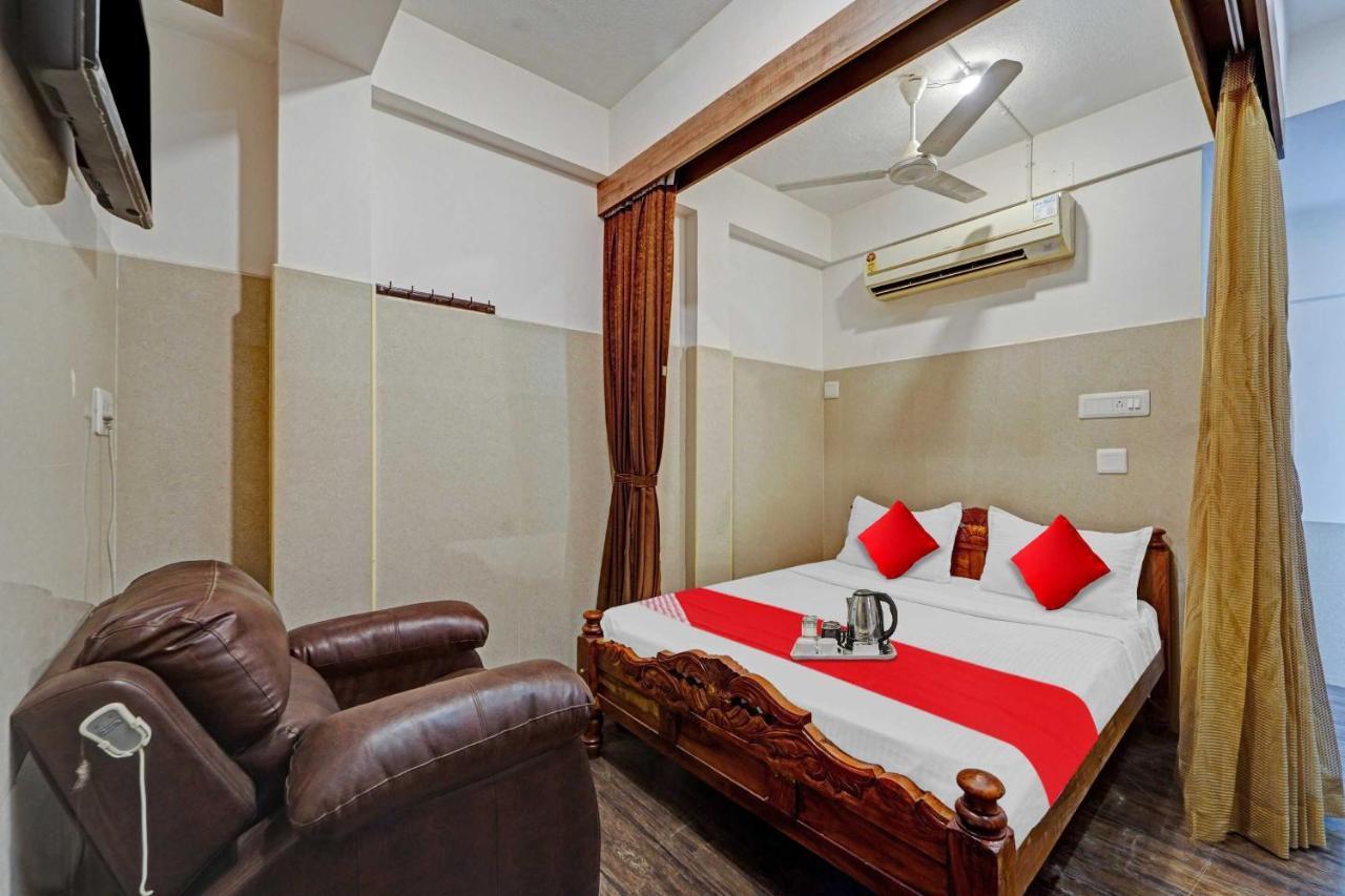 Oyo 81287 Empire Inn Chennai Extérieur photo